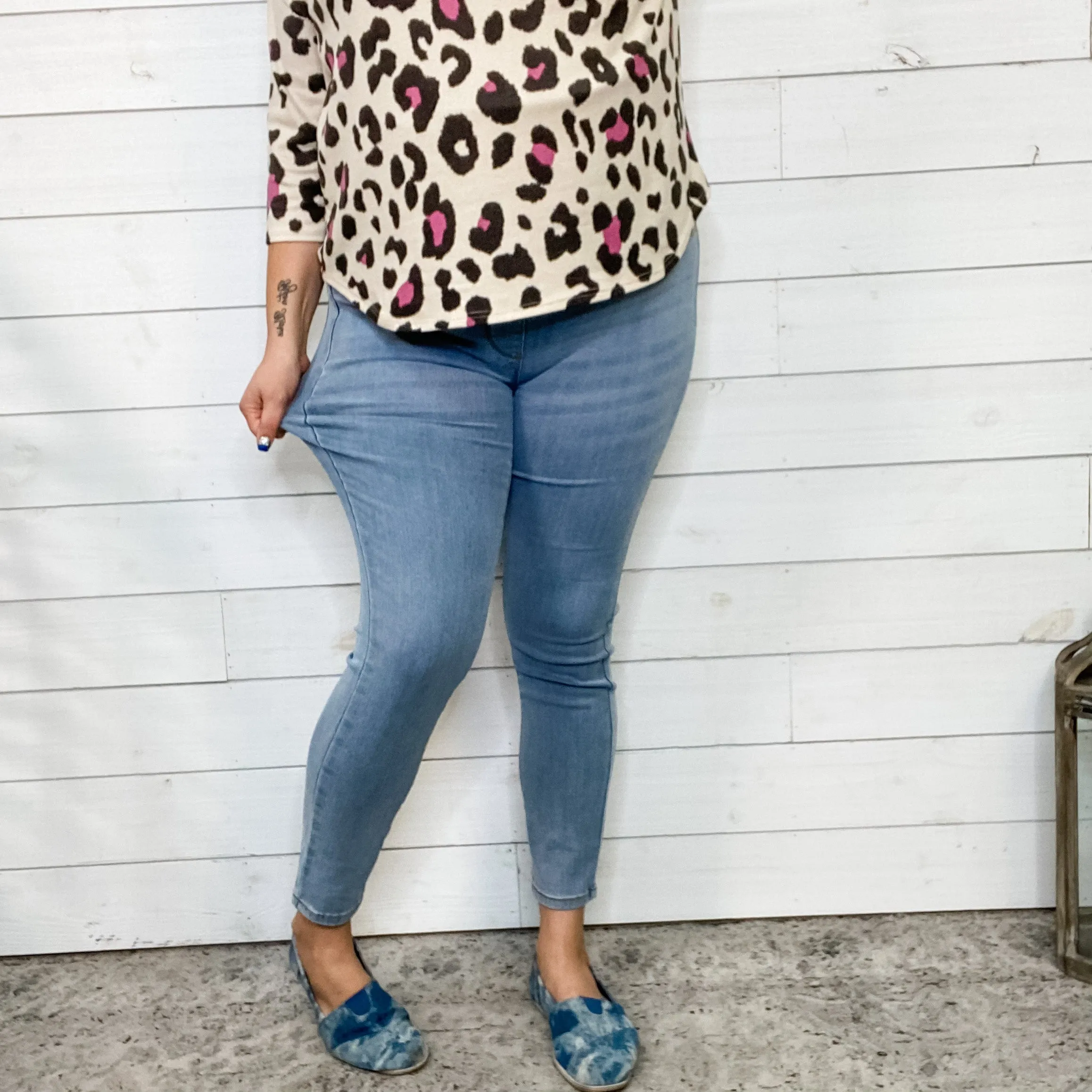 Judy Blue Light Wash Jeggings