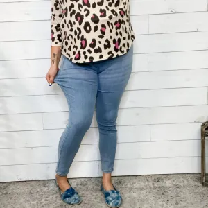 Judy Blue Light Wash Jeggings
