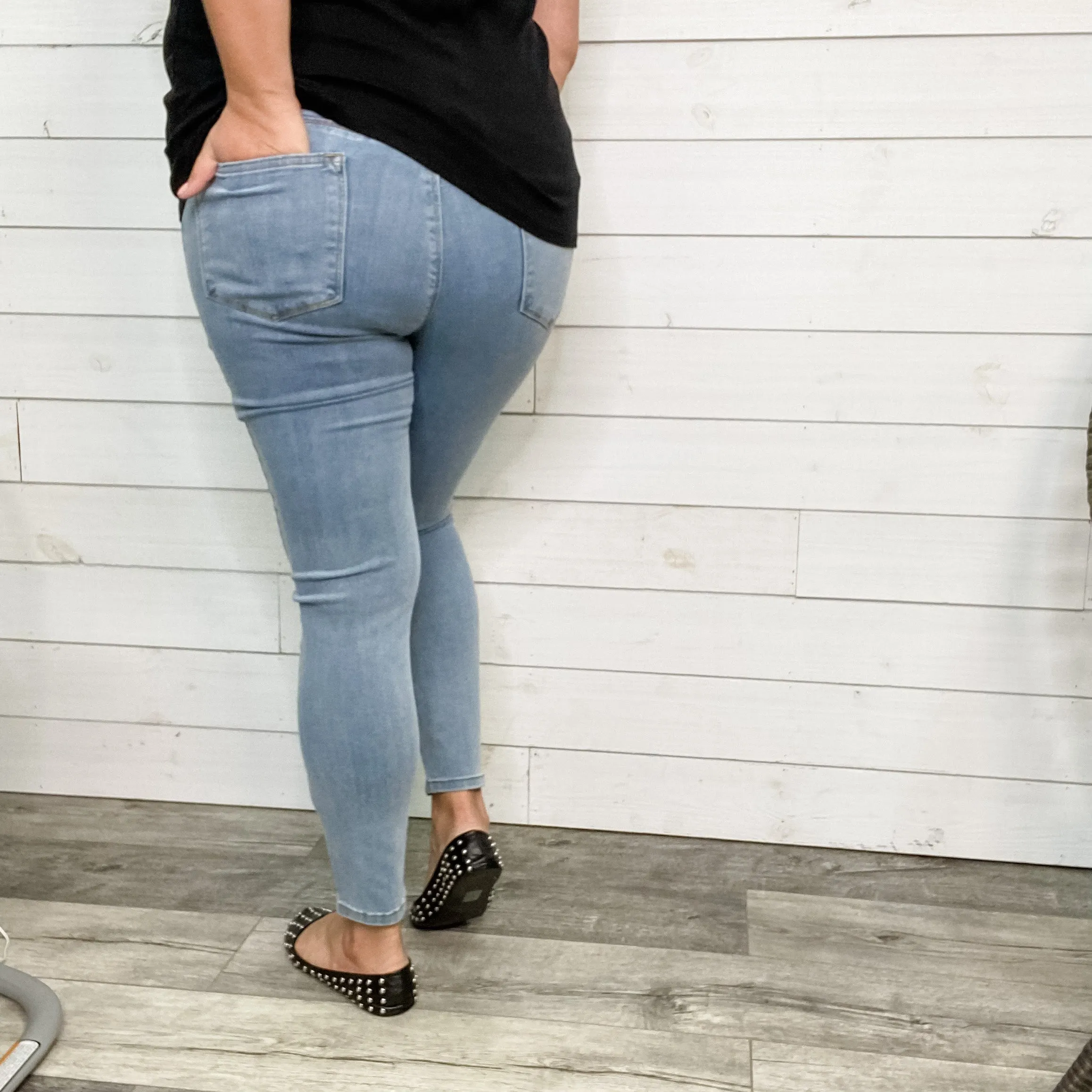Judy Blue Light Wash Jeggings