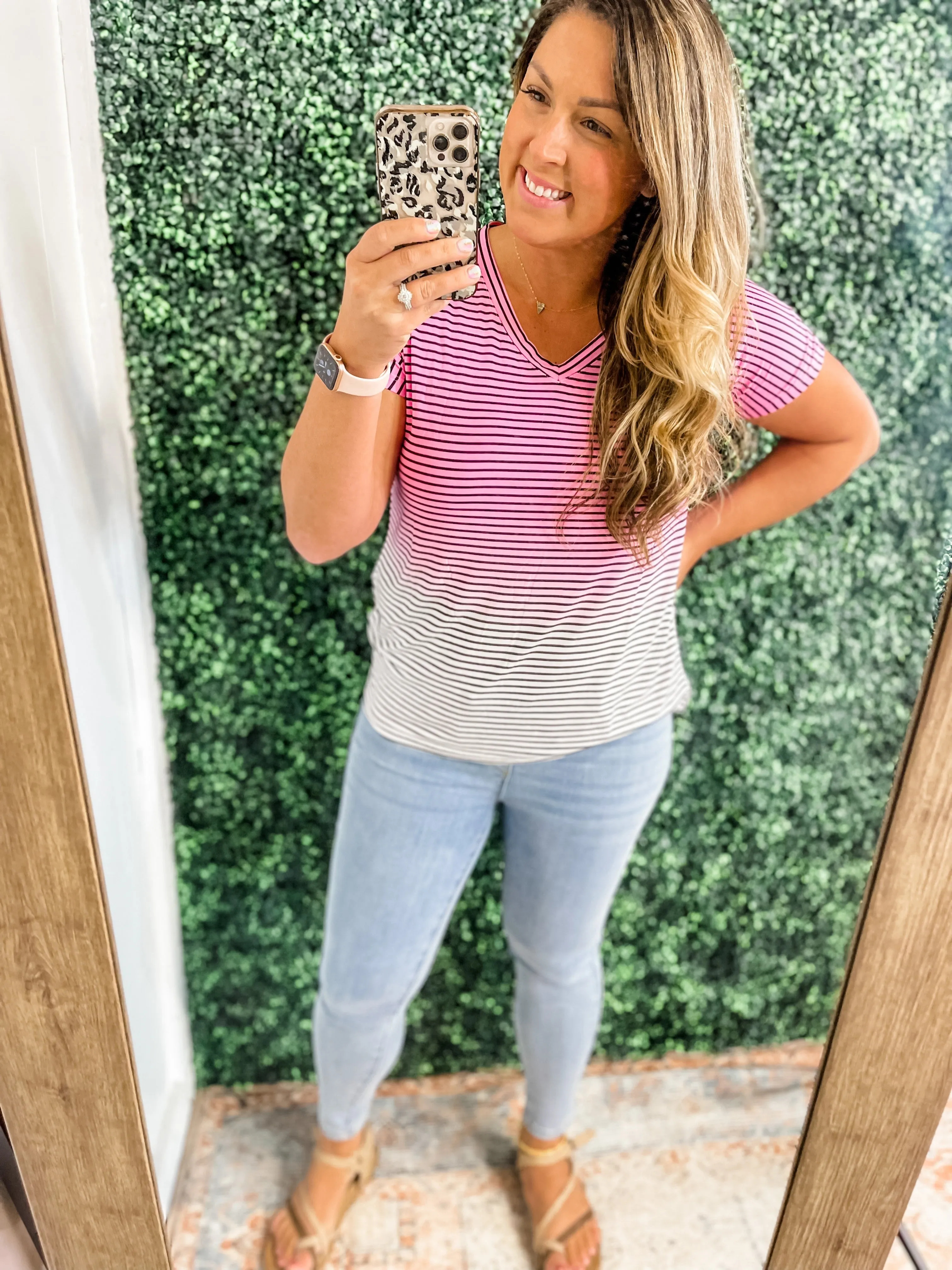 Judy Blue Mid-Rise Pull On Skinny Jeggings