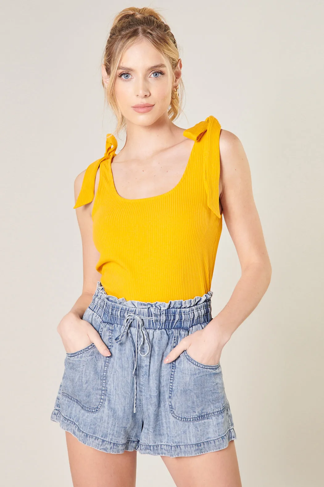 Ripley Ribbed Scoop Neck Cropped Tank Top