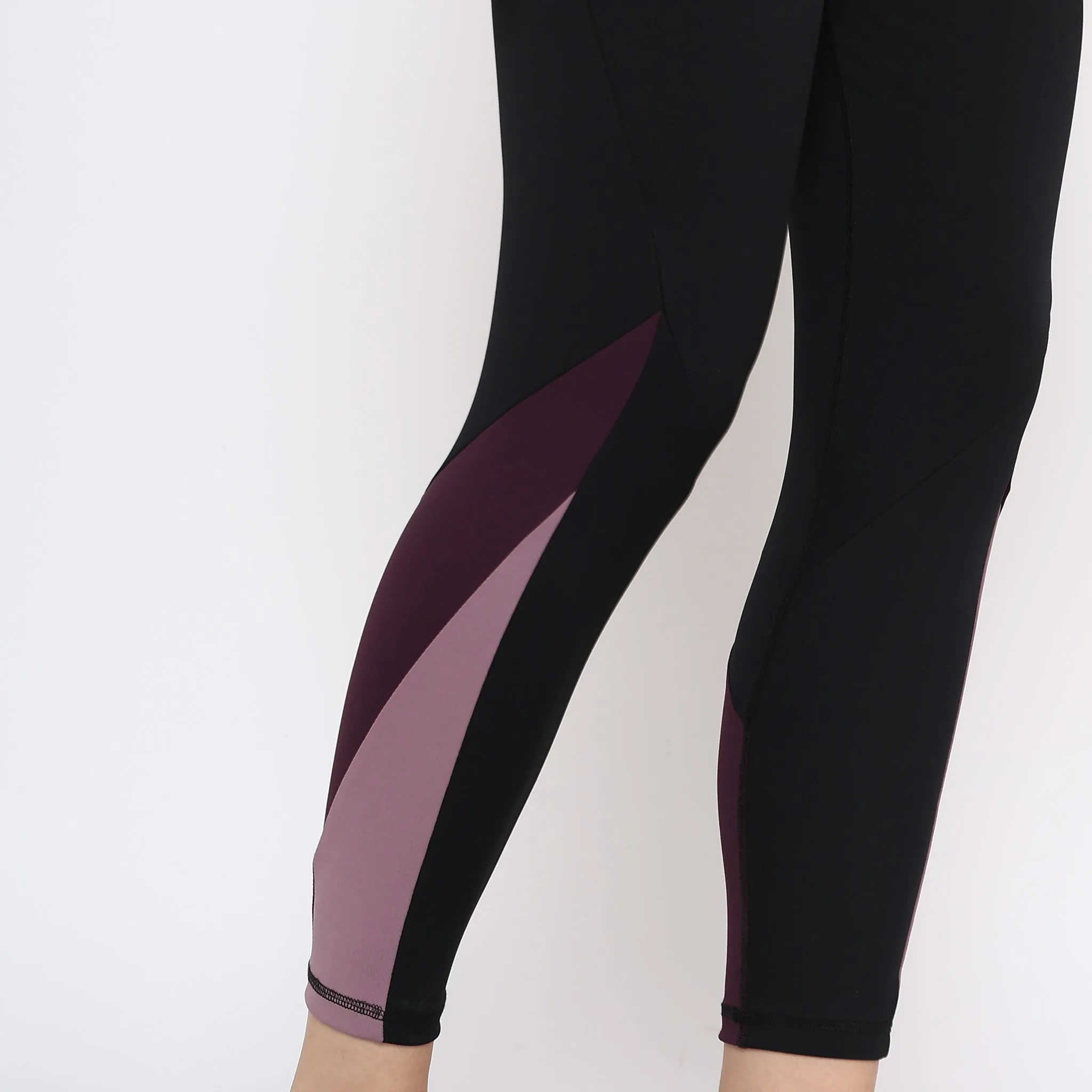 Straight Fit Solid High Rise jeggings