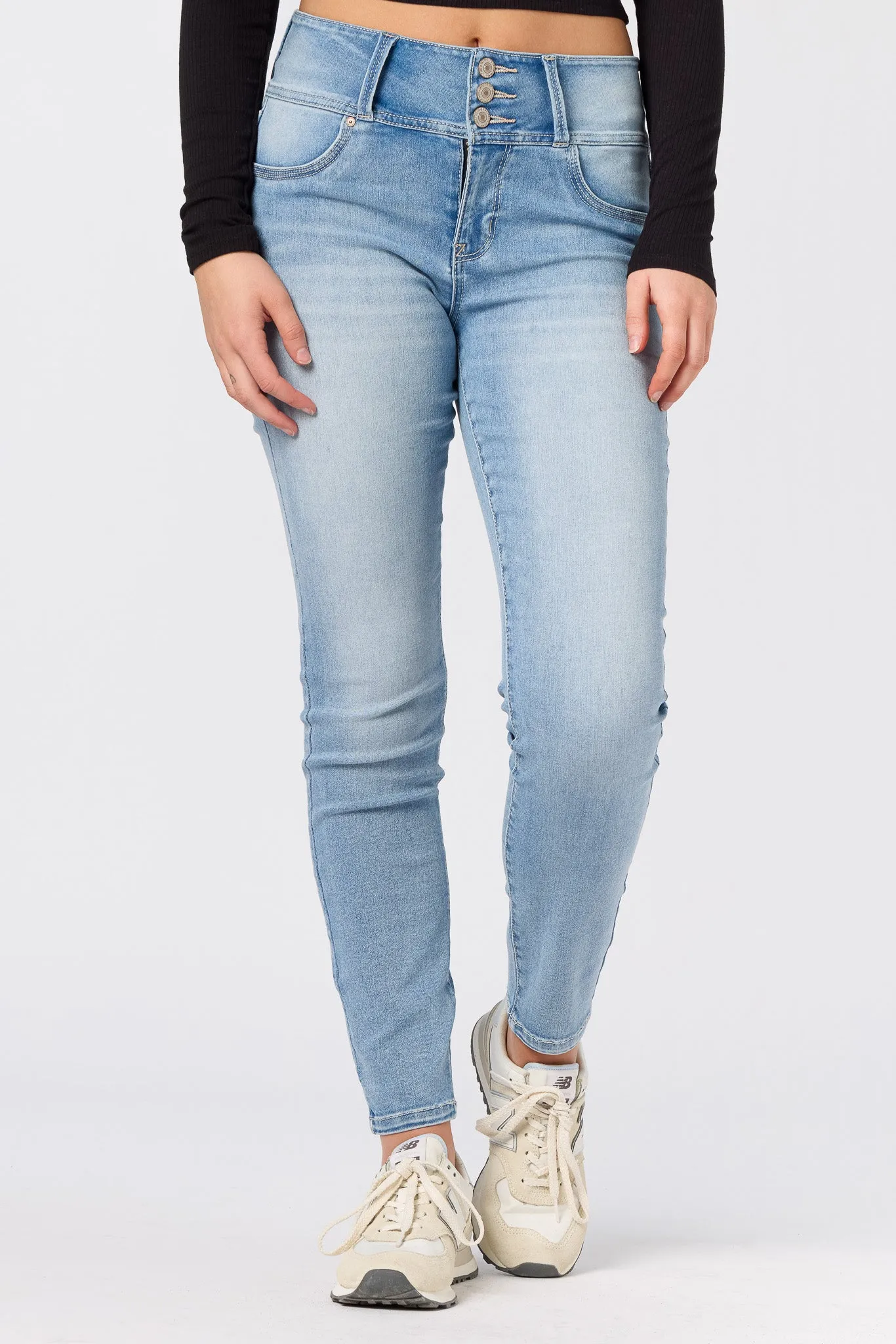 Wallflower Insta-Soft Ariel Wash Jeggings
